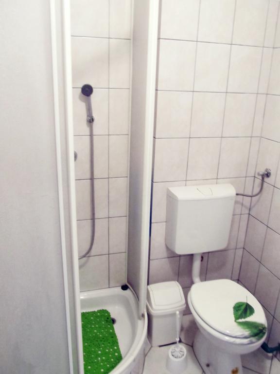 Apartment Jazine Zara Esterno foto