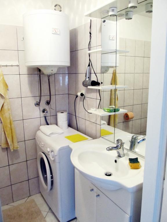 Apartment Jazine Zara Esterno foto